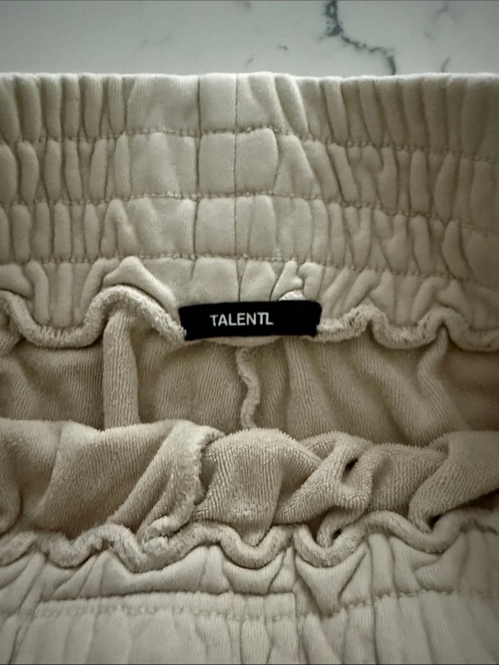 TALENTLESS Women's High-Rise Cream Athletic Lounge Shorts